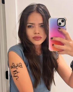 Actress Malia Pyles HD Instagram Photos and Wallpapers September 2023