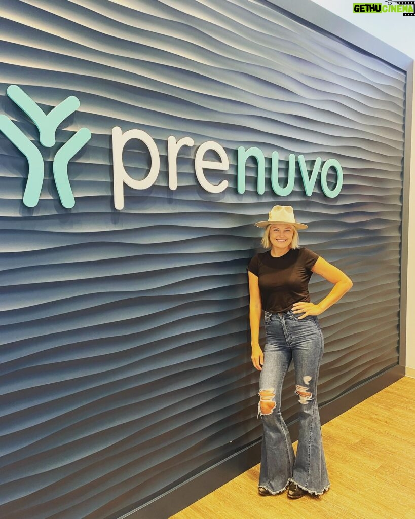 Malin Åkerman Instagram - Hi all! I wanted to share an experience I recently had…I took myself to @prenuvo to check in on my health. Rather than wait for symptoms to present themselves, this new technology allows us to do a preventative full body scan in order so that we can catch anything from stage 1 tumors to 500 other conditions with radiation free, contrast free full body MRI!!! I am such a believer in preventative medicine and therefore was elated to hear about #prenuvo and the way that they work to help in your journey to a healthy and informed living! Once the results are in they provide a lovely 20 min call to go over your images. The whole experience was delightful and the space here in Los Angeles is so calm and welcoming! Thank to the team who helped me out! Also, here is a discount code for my followers if you want to jump on the train and get your health in check 💫 just simply type in Prenuvo.com/Malin for $300 off, or call and mention my name when making your booking! Singing off in health. x M