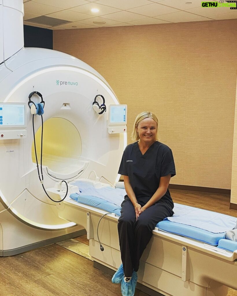 Malin Åkerman Instagram - Hi all! I wanted to share an experience I recently had…I took myself to @prenuvo to check in on my health. Rather than wait for symptoms to present themselves, this new technology allows us to do a preventative full body scan in order so that we can catch anything from stage 1 tumors to 500 other conditions with radiation free, contrast free full body MRI!!! I am such a believer in preventative medicine and therefore was elated to hear about #prenuvo and the way that they work to help in your journey to a healthy and informed living! Once the results are in they provide a lovely 20 min call to go over your images. The whole experience was delightful and the space here in Los Angeles is so calm and welcoming! Thank to the team who helped me out! Also, here is a discount code for my followers if you want to jump on the train and get your health in check 💫 just simply type in Prenuvo.com/Malin for $300 off, or call and mention my name when making your booking! Singing off in health. x M