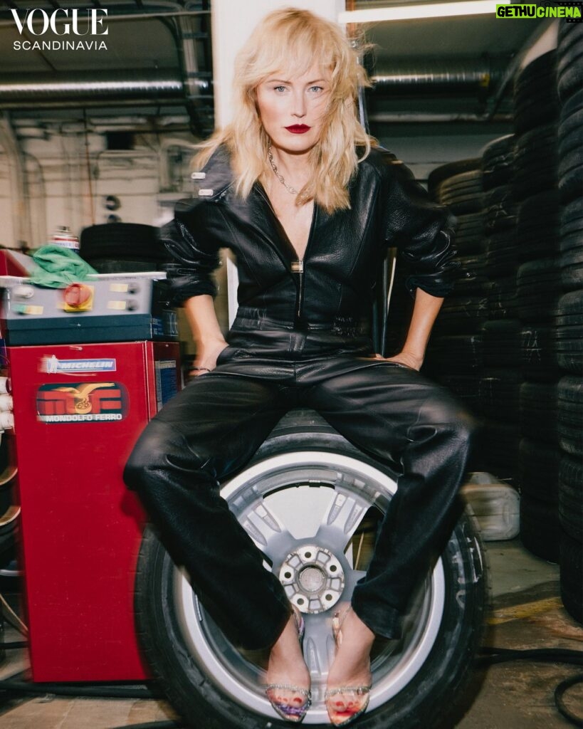 Malin Åkerman Instagram - “Whatever it is that I’m doing, I’m always completely – excuse my French – ‘balls to the wall’,” says @MalinÅkerman and it’s no exaggeration. For her @VogueScandinavia debut, Malin reveals a new side of herself as she steps into the season’s sexiest leather looks and moto-inspired fashion – not only in a nod to her brand new roadrunner release #EttSistaRace, but also to capture how she’s switching things up a gear in a personal and professional metamorphosis. “I want to come out next year with a bang.” Tap the link in @voguescandinavia’s bio to read more. Photographer: @linusmorales Words: @claremcy Stylist : @mariabarsoum Talent : @malinakerman Makeup Artist: @saraerikssonmakeup Hair Stylist: @karolinaliedberg Production: @rebeckathoren