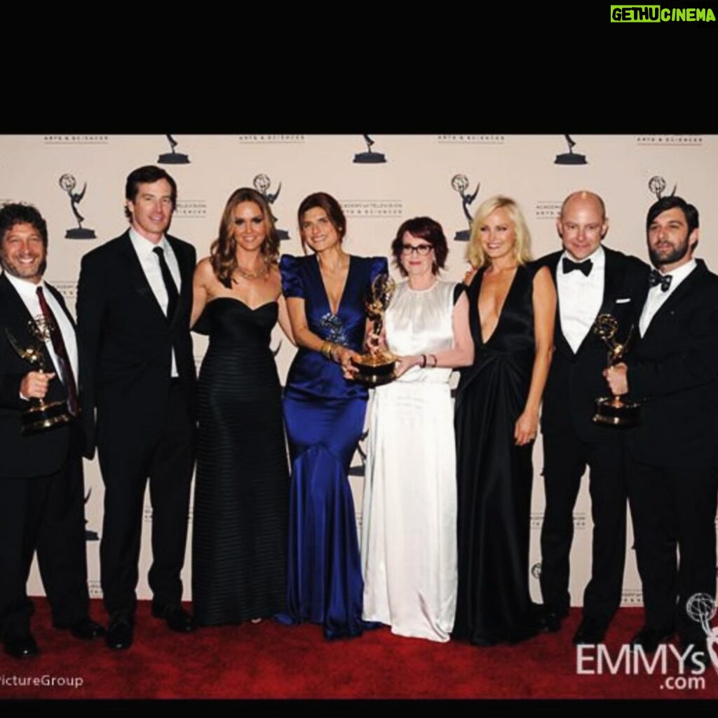 Malin Åkerman Instagram - In honor of the Emmy awards this evening, I’m throwing it back to those times we won the Creative Arts Emmys for “Childrens Hospital” on Adult swim with the best crew in the world 💫 Good luck to all the nominees and a huge congrats! 🍾 #emmys #emmyawards