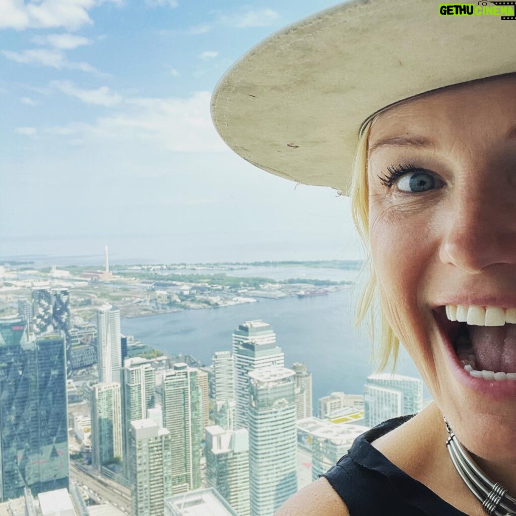 Malin Åkerman Instagram - I’m on top of the world!! #cntower #toronto