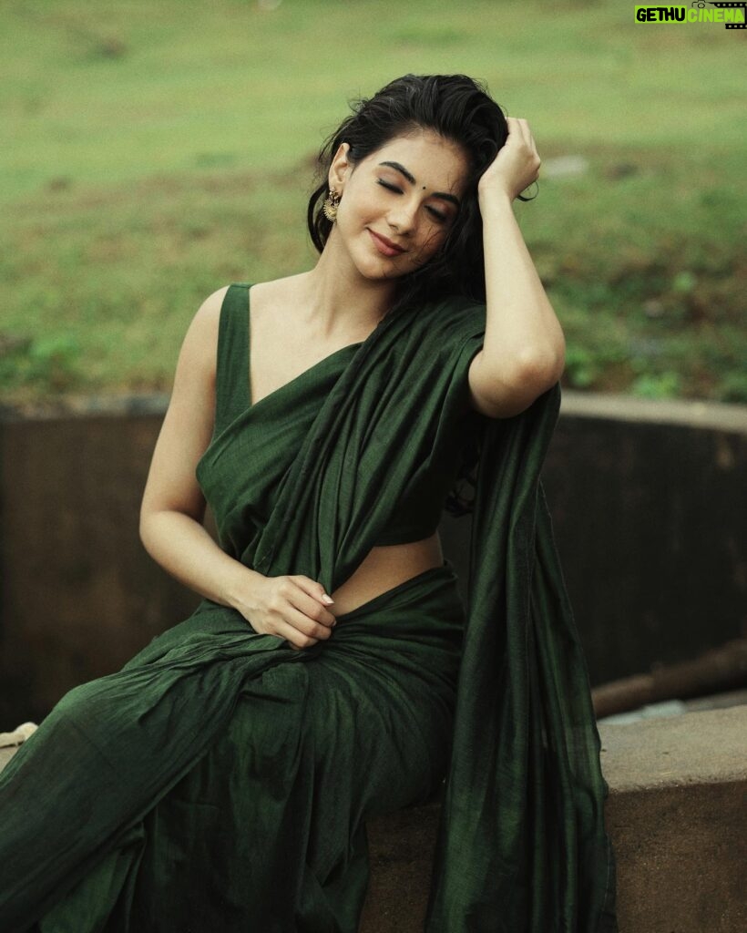 Malina Instagram - Promise it’s the last 💚 Shot by @gk_.photography._ photography._ Styling @_divyakarthika Mua @littleheartbyabu #insta #instagood #instalike #instamood #instacool #instafollow #instastyle #saree #sareelove #sareefashion #sareestyle #sareelove❤️ #life #love