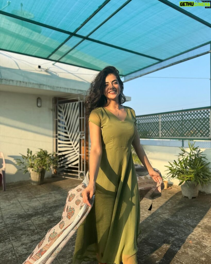 Malina Instagram - Peace 💚 @styleupramyasekar @swaras_designs #insta #instagood #instadaily #instagram #instafashion #instareels #instafollow #instastyle #love #lovelife #kollywood #kollywoodactress