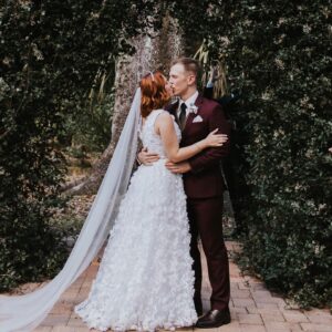 Mandalynn Carlson Instagram - That’s my husband!!!! 😍 married life is amazing 🤩 
.
📷: the amazingly wonderfully talented @rosesandreeds