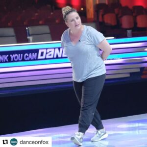 Mandy Moore Instagram - My inside voice: Woah, k...these Katz are doing it!

My outside voice: K, from the top... A-5-6-7-8!!! Loving these dancers! Tune in tomorrow night to @danceonfox 💃