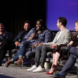 Mandy Moore Instagram - Aaaahhh! I had so much fun hanging with these kats and talking all things @zoeysplaylist at #scad #atvfes @scaddotedu @scadfilm 
Thanks for having me! 💃 #zoeysplaylist