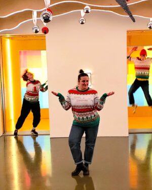 Mandy Moore Instagram - Lots of love and respect to all the dancers we were fortunate to hire for Zoeys’s Extraordinary Christmas. I so loved all my time spent in Vancouver and am forever grateful for all the many dancers who shared their talent and time with us…and of course the biggest love fest for Team Dance! @jillymeyers and @jeffreymortensen FOREVER ❤️❤️❤️❤️❤️❤️😘