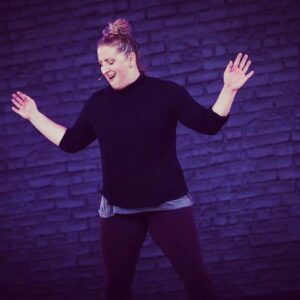 Mandy Moore Instagram - Whoa!! What a weekend! Thank you to everyone who took class at #btflive 💃💃💃
I have been watching all the great videos you guys sent to me and am blown away by all the dance love!! Thank you to @breakthefloorprod @jumpdance and @traviswall for having me! AND HUGE SHOUTOUT to @emcrouchie and @jayjay_dixonbey for assisting me...oh and Tammy  T-Rex thanks for making our Walk the Dinosaur class extra special 🦖 Love you all and can’t wait to dance together again soon ❤️