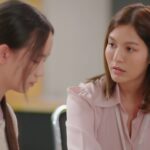 Maneerat Kam-Uan Instagram - ไม่สนับสนุนความรุนแรงในครอบครัว … #ในวันที่ฝนพร่างพราย #พี่ไหม #ฝน #ไม้ คืนนี้ ช่อง 3 นะคะ