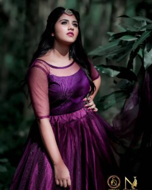 Maneesha Mahesh Instagram - ❣🌸🌸❣
Costume 👗:
 @nova_fashion_boutique_by_brind
Makeup💄:@smitha_albi 
Click 📷:@venusalbi @maneesharumanoor

##instagram #instagood #love #follow #photography #photooftheday #instadaily #likeforlikes #picoftheday #fashion #bhfyp #beautiful #instalike #me #likes#smile #myself #art #photo #happy #style #likeforfollow #life #l #followers #bhfyp