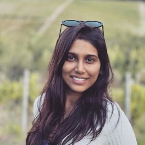 Manisha Yadav Instagram - When you do get a chance to live it up , well then do just that !!! ❤️
#love #life #travel #vacationmode …
1) the kindest “kinda”a person I met ( because he literally let me drive his beauty😛😝🙈). If I were him I wouldn’t do that!! 2)The wineyards of #Tuscany region. 3)candid 4)standing straight , in front of the leaning wonder, (after failing in exercising all kinds of photographic tactics to make an optical illusion of me 
trying to prevent the leaning tower of Pisa from crashing to the floor.) .5) what do I do next ?? 🙄

# TBT #tuesdaymotivation