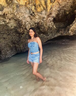 Manisha Yadav Instagram - All Water baby 🏝️vibes in 2023 … #travelogue2023 #throwback 
@var.jain