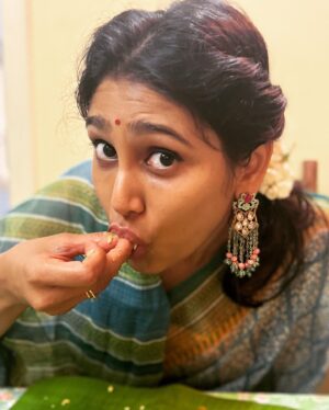 Manisha Yadav Instagram - Varamahalakshmi photo dump !! #
.
Happy Varamahalakshmi to you 🌼🌸. A festival celebrating the Lakshmi’s (woman) of every family . 
A festival for the woman by the woman.👩 
#varamahalakshmi