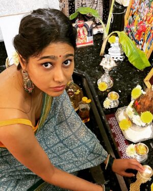 Manisha Yadav Instagram - Varamahalakshmi photo dump !! #
.
Happy Varamahalakshmi to you 🌼🌸. A festival celebrating the Lakshmi’s (woman) of every family . 
A festival for the woman by the woman.👩 
#varamahalakshmi