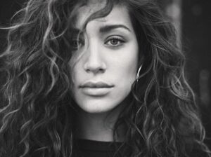 Manon Azem Instagram - 📷@arnolamphoto