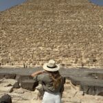 Manon Quadratus Instagram – Dream come true 🥹 

Vous préférez quelle photo ? 😍 

#egypte #pyramid #gizeh #travelgram