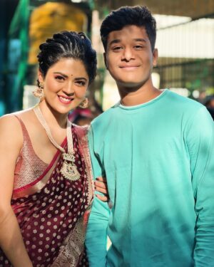 Mansi Joshi Instagram - Happy birthday to my dearest brother ganiyaaa @gagan_deep_3805 ❤️🥳 who cares and protects us And we love you a lot nan Thamma 🤗 Stay happy forever 🎉💖😍