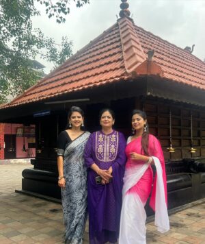 Mansi Joshi Instagram - Amma a very very Happy Birthday to you, you have taught us to be very brave and kind and also many other things ❤️😘 @jyothijoshi2 ❤️ although you have become a kid these days.. Love you a lot Amma 🥰