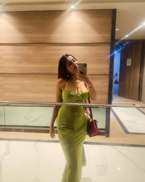 Manul Chudasama Instagram - I was thinking about you💭
.
.
.
.
.
.
#photooftheday #photo #lodha #green #greeneyes #explore #fyp #foryou #viral #viralpost #view #views #cutie #instagood #insta #instadaily #instamood #instalike #instamood