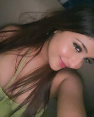 Manul Chudasama Instagram - I was thinking about you💭
.
.
.
.
.
.
#photooftheday #photo #lodha #green #greeneyes #explore #fyp #foryou #viral #viralpost #view #views #cutie #instagood #insta #instadaily #instamood #instalike #instamood