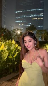 Actress Manul Chudasama HD Instagram Photos and Wallpapers December 2023