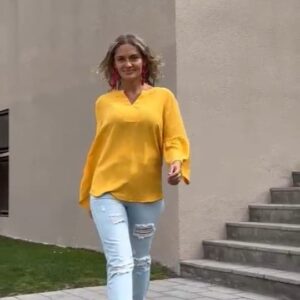 María Eugenia Larraín Instagram - Conoce la nueva coleccion en vestuario y accesorios de  @jardinemergente en avenida Italia 1206,Providencia 
➡️ BOTAS de @victorgonzalezhandmade AMADAS