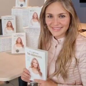 María Eugenia Larraín Instagram - Me emociona contarles que desde hoy mi libro “El camino de tus números” ¡sale oficialmente a la venta! 🤗 Lo podrán encontrar en todas las librerías del país.

💖 ¿Estás consciente realmente de por qué estás aquí? ¿Sabes cuál es tu misión de vida? ¿Te conoces en profundidad? ¿Tienes claros tus objetivos y estás haciendo algo por lograrlos? En este libro encontrarán una guía completa a la metodología integrativa para que conecten con su naturaleza numérica y día a día logren ser la mejor versión de ustedes mismos.

#elcaminodetusnumeros #numerologia #lanzamiento #sanacion #autoconocimiento #karma #planetadelibros #planetadelibroschile #lectores #firmas”