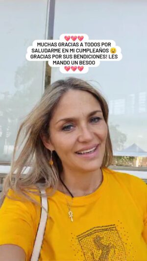María Eugenia Larraín Instagram - Hola holaa ☺️ Quiero agradecer de todo corazón a cada una de las personitas que se tomó el tiempo de saludarme en este día tan especial para mí, el día de mi cumpleaños 💖 gracias por sus mensajes, sus comentarios, y por siempre apoyarme en cada etapa de mi vida 💖💖💖 les mando un beso enorme ☺️ y un fuerte abrazo!

#cumpleañosfeliz🎂 #esmicumple #amor #felicidad