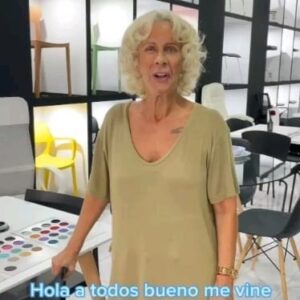 María Valenzuela Instagram - Vine a visitar a mis amigos de @Mobilarg 💣 

Con más de 20 años de trayectoria en el mercado, Mobilarg marca tendencia! 🔥

Vas a encontrar más de 500 productos para tu hogar! 

🎉 Tienen un 10% de descuento si van de mi parte 🙌🏼 

Vayan a seguirlos 👉🏼 @mobilarg