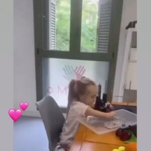 María Valenzuela Instagram - Tenemos buenas noticias! La guerrera de Juanita está muy bien y en pocas semanas vuelve a la Argentina pero todavía faltan $3.500.000 para pagar su rehabilitación! Difundi y si podes dona por poquito que sea, todo suma! Alias: fundacion.donar o maletecuida23 Juanita te lo agradece 🙏🏻🙏🏻🙏🏻❤️