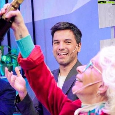 María Valenzuela Instagram - Que hermoso programa! La pase super!!! @leandroleunis @polloalvarez y todos!!!! GRACIAS!