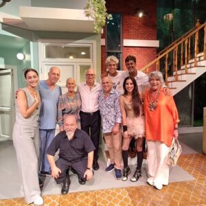 María Valenzuela Instagram - Al más grande de todos los tiempos, gracias Carlos por venir a ver Tom, Dick & Harry junto a tu hermosa esposa y tú nieto 😘😘😘