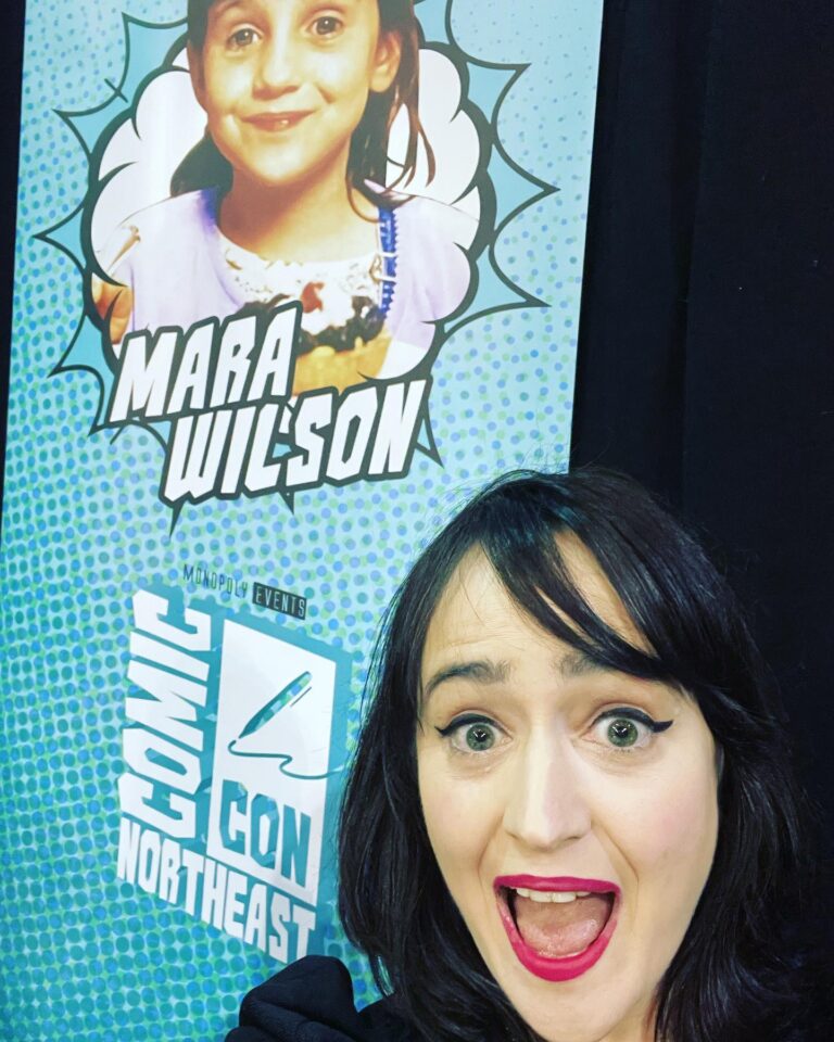 Mara Wilson Instagram - Good morning, Newcastle! So happy to be at #ComicConNorthEast! If you’re in the area, come down to meet me (and so many other awesome people!)