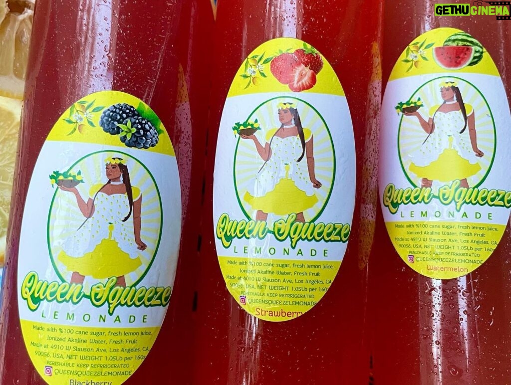 Mara Wilson Instagram - So @queensqueezelemonade makes the BEST LEMONADE I’ve ever had! There are SO MANY good flavors — peach, blackberry, strawberry, pineapple, and more! —and it is SO refreshing on a hot day. Or even on a cold one! If you’re in LA, you can get some at their storefront on 4910 W. Slauson Avenue or at the Los Feliz Flea Market! Not only will you have the BEST lemonade of your life, but you’ll be supporting a local, eco-friendly, Black women-run small business. And also just some kind and lovely people! 🍋🍹