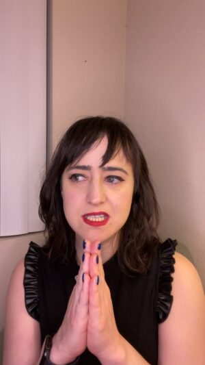 Mara Wilson Instagram - Let’s talk about things we are bad at but still like! (One of mine is going live — got disconnected the first time when someone called me 🙈)