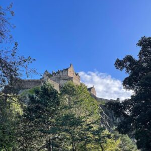 Mara Wilson Instagram - Edinburgh is a real place?! Apparently so 🤯 Come see me at @comicconscotland today and tomorrow and prove to me this is not just a magical fairy wizard land!