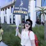 Mara Wilson Instagram – TFW you run into a photojournalist friend on the picket lines! Proudly @sagaftra since 1992, and supporting the WGA since forever.

#sagaftra #sagaftrastrong #sagaftrastrike #wgastrong #wgastrike