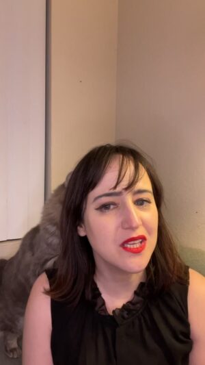 Mara Wilson Instagram - My latest live! Highlights include a mea culpa for my late @streamily.live signings, the cat trying to eat my hair, and lots of very nice people with very fun questions!