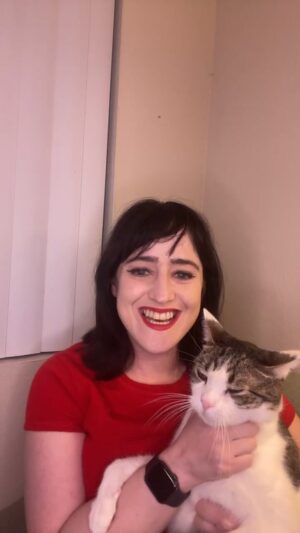 Mara Wilson Instagram - ICYMI, I signed autographs for @streamily.live! I also sang a little Depeche Mode (with a major frog in my throat, I’m getting over a cold), spoke a little Spanish, answered some fan questions, and showed off my cat Theo! If you’d like a signed photo, you can go to Streamily.com/marawilson and get one that I’ll sign live!