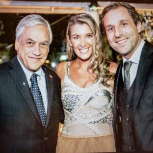 Marcela Sabat Instagram - 🖤 Querido Presidente, aún no lo puedo creer. Es inmenso el dolor que se siente. Muchas gracias por ser amigo, guía y referente. Por sus buenas y malas tallas, por sus consejos, por su preocupación constante, por tanta energía siempre. Por su cercanía y cariño. 
Muchas gracias por su inquebrantable compromiso por Chile, por el servicio público y los principios de la libertad y democracia, que inculcó en tantos que tuvimos el honor de conocerlo. 
Un abrazo eterno para usted, para su amada Cecilia, hijos y nietos queridos, nuestro más sentido pésame, amor y fe en estos momentos tan dolorosos.
🕊️Q.E.P.D.