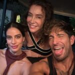 Marcela Carvajal Instagram - Llegué a la recta final de este proyecto y estoy feliz, no solo por el trabajo hecho sino por haber conocido a un grupo de personas espectaculares. El equipo delante y detrás de cámaras inmejorable! Aquí algunas fotos de muchas que les iré mostrando. Ya saben cuál es el proyecto? Los leo