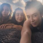 Marcela Carvajal Instagram – Yo y ….mis chicas.  Me…. and my girls.