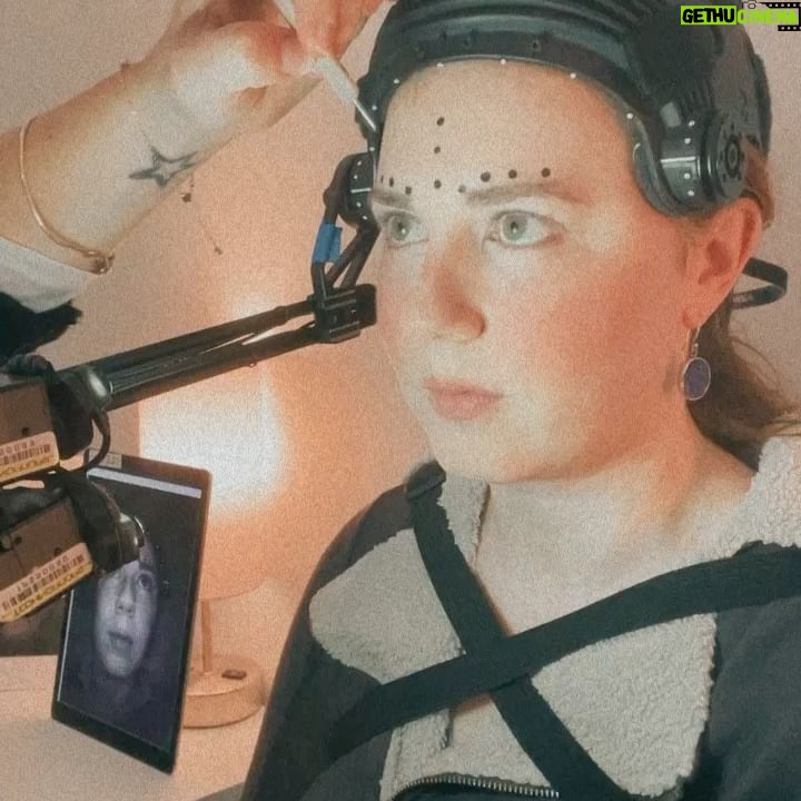 Marcella Lentz-Pope Instagram - I am absolutely terrible at sharing projects I work on and this was one I’m really proud of. Last year my character Anna Drake was released in Call of Duty: Warzone & Vanguard. It was my first mocap project and I had a freaking blast! Big thanks to @thejbblanc for the fantastic voice direction and @callofduty for having me be a part of this iconic game!