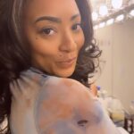 Marcia Cross Instagram - Come see the woman who plays my daughter in #paythewriterplay. Danielle J. Summons. I love her! Link in my bio. @paythewriterplay #signaturetheatrecompany