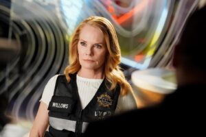Marg Helgenberger Instagram - #CSIVEGAS is back with a new episode tonight! Directed with great finesse by @helloglamar & amazing assists from @mandidhillon & @saumdays  Watch on @cbstv or stream on @paramountplus starting tomorrow!