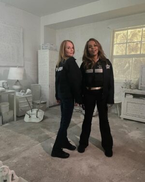 Marg Helgenberger Instagram - BONUS! #womenshistorymonth & a new episode of #csivegas Catch my exquisite partner in crime solving @therealpaulanewsome & me tonight on @cbstv! Directed by #stephanieamarquardt & written by @marisatam.matasiram Or stream on @paramountplus