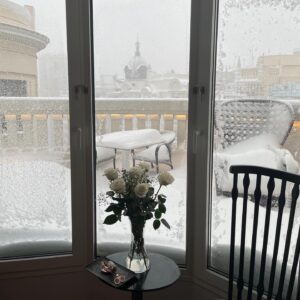 Margarita Levieva Instagram - We got to Madrid, two years ago, prepping to shoot our show. And after being sent home due to the pandemic, didn’t get back to shoot til last January. 
It’s been a long road, and it’s finally here. Our show premieres in less than 12 hours!!!!!
Here are some snippets for you of how I prepped for Jenny,  in my room, while quarantining. 

#infromthecold 
#almosthere #cantwait 
#netflix 
#jennyfranklin 
@in_from_the_cold_netflix 
@netflix