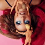 Margo Dumas Instagram – Була #Барбі ще до того як це стало мейнстрімом. 😛
Моя обкладинка для одного французького журналу, 2020 рік.
Знято неперевршеною @tim_rise 

——

I was #Barbie before it became mainstream. 😛
My cover for a French magazine, 2020.
Ph: @tim_rise.