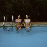 Margo Dumas Instagram – «Коли вони вже нафоткаються?»
©️сусіди

«Ніколи»
©️МИ

———
Photos by me
Swimsuits @lucky.reef 
Girl in white @mtsnko